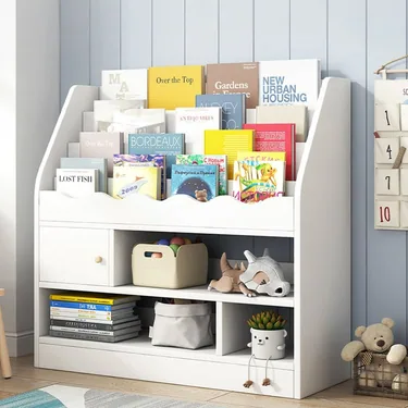 Montessori bookshelf