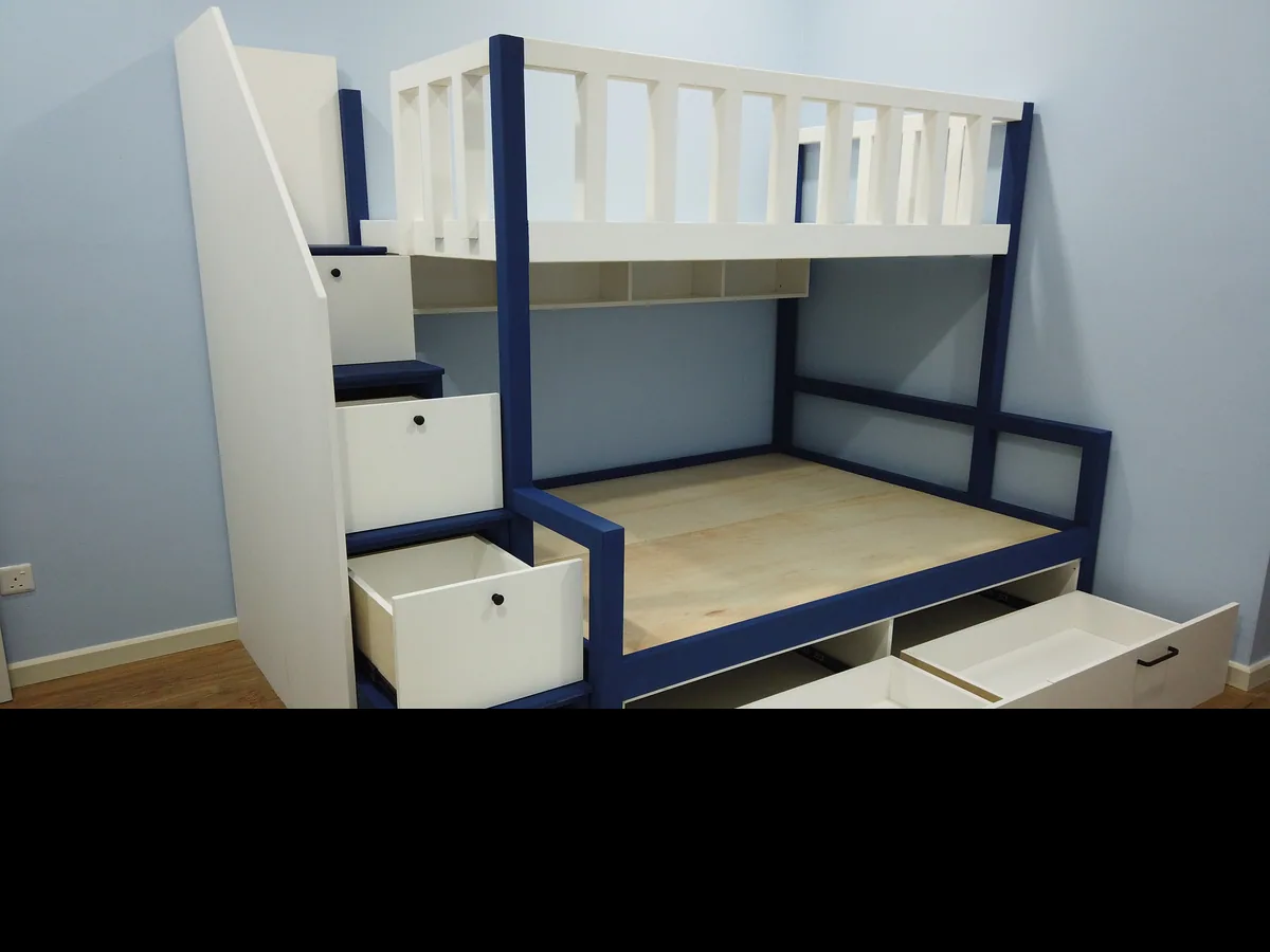 Hijau Garden custom bunkbed